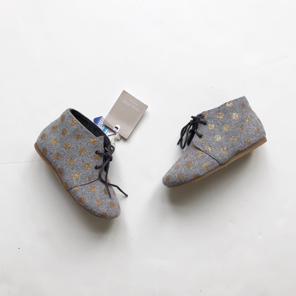ZARA NWT gray fabric bluchers size 23(6.5)/24(7.5)